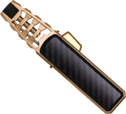Merkloos Turbo Jetflame Aansteker - Gasbrander - Vuurwerk Torch - Crème Brûlée Brander - BBQ En Sigaren Aansteker - Windproof - Carbon Met Goudkleurige Metalen Behuizing -Grillmeesters Goedkope Winkel 1200x1094