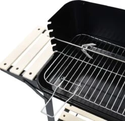 Verrijdbare Barbecue – Houtskool/Briketten - Verstelbare Grillplaat – Houten Tafel – Winscherm – Gewicht 5.9kg -Grillmeesters Goedkope Winkel 1200x1158
