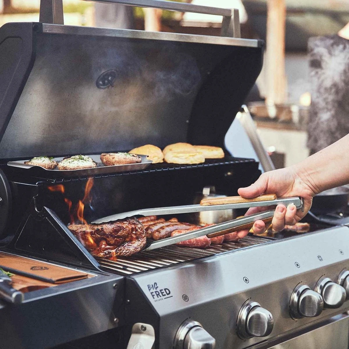 Burnhard Gas BBQ Big FRED Deluxe - 4 Branders - Incl. Keramische Infraroodbrander & Afdekhoes - Deluxe 13 Burnhard Gas BBQ Big FRED Deluxe - 4 Branders - Incl. Keramische Infraroodbrander & Afdekhoes - Deluxe - Afbeelding 13