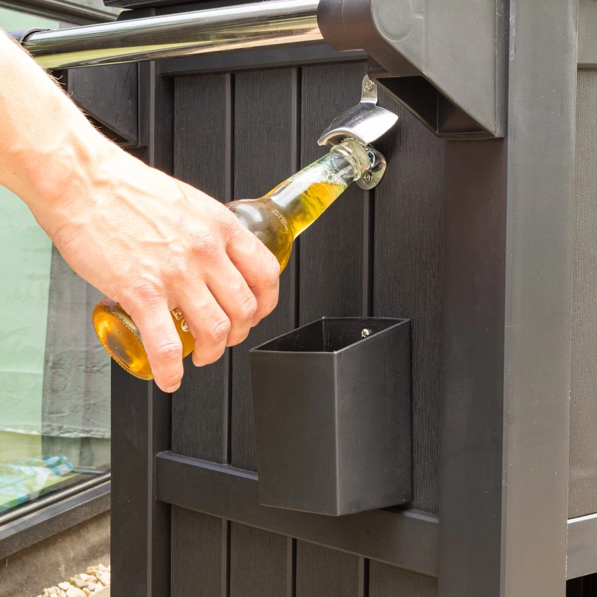 BluMill BBQ Tafel - Inclusief Koelvak 80 Liter - Op Wieltjes - Met Flessenopener - 102 X 46 X 86,5 Cm 5 BluMill BBQ Tafel - Inclusief Koelvak 80 Liter - Op Wieltjes - Met Flessenopener - 102 X 46 X 86,5 Cm - Afbeelding 5