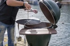 Big Green Egg Grid Lifter - Rooster Lifter - Gietijzeren Rooster Lifter -Grillmeesters Goedkope Winkel 1200x799 44