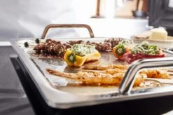 Demeyere Specialties 5 Teppanyaki - Plancha - Bakplaat - 39cm X 27cm 9 Demeyere Specialties 5 Teppanyaki - Plancha - Bakplaat - 39cm X 27cm -Grillmeesters Goedkope Winkel 1200x799 46